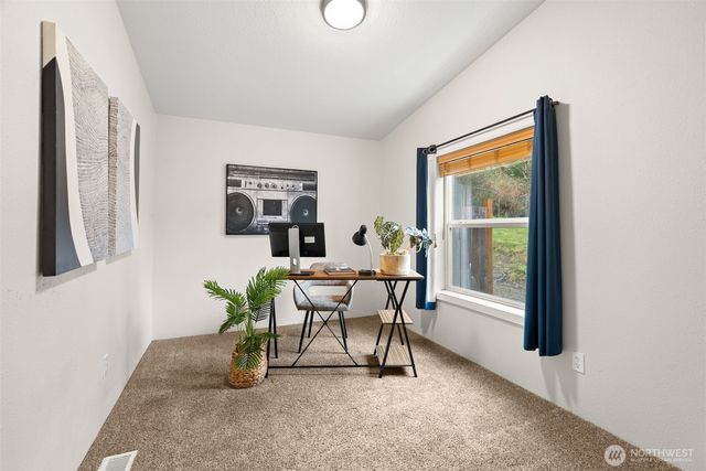 5678 SE Burley Olalla Road, Olalla, WA 98359