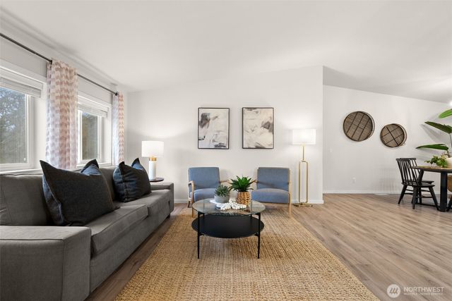 5678 SE Burley Olalla Road, Olalla, WA 98359