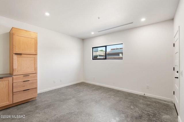21 W Lalo Way 1-4, Tucson, AZ 85701