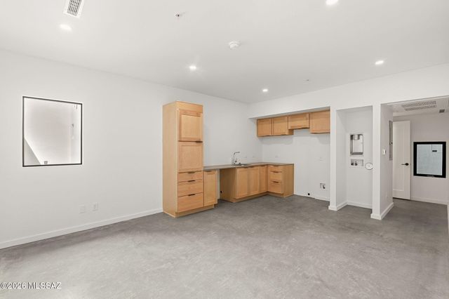 21 W Lalo Way 1-4, Tucson, AZ 85701