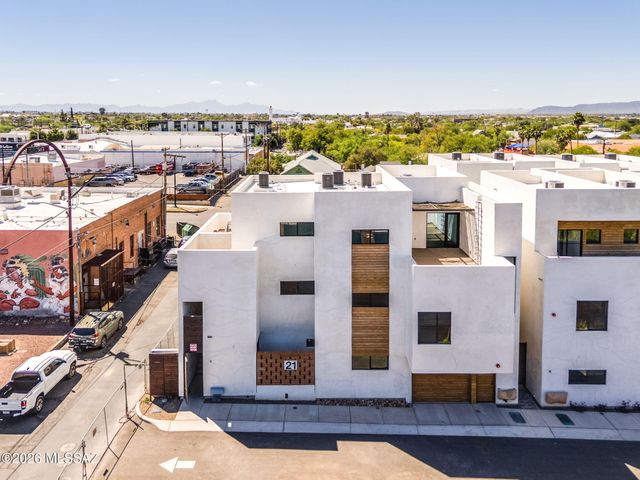 21 W Lalo Way 1-4, Tucson, AZ 85701