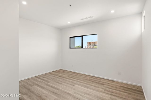 21 W Lalo Way 1-4, Tucson, AZ 85701