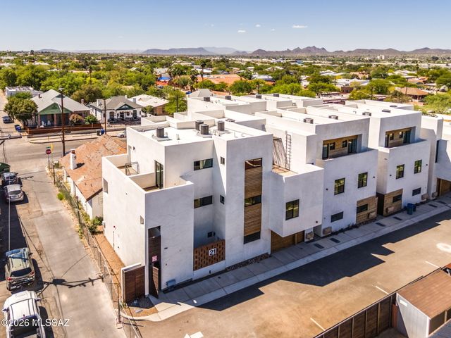 21 W Lalo Way 1-4, Tucson, AZ 85701