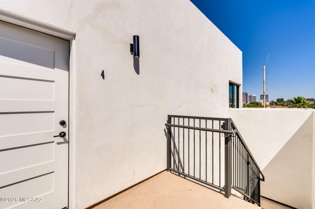 21 W Lalo Way 1-4, Tucson, AZ 85701