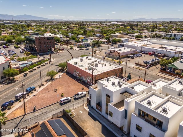 21 W Lalo Way 1-4, Tucson, AZ 85701