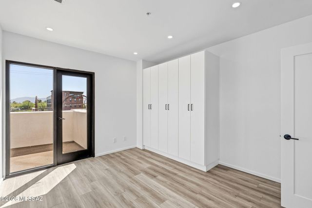 21 W Lalo Way 1-4, Tucson, AZ 85701