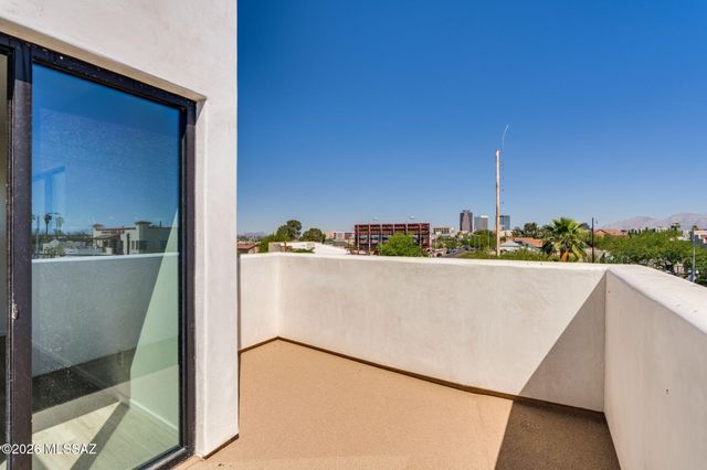 21 W Lalo Way 1-4, Tucson, AZ 85701