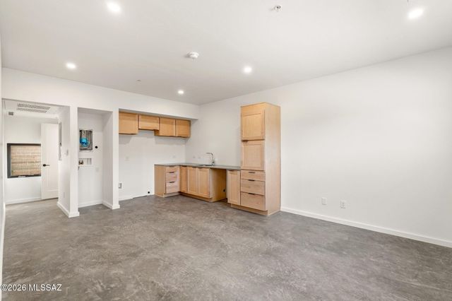21 W Lalo Way 1-4, Tucson, AZ 85701