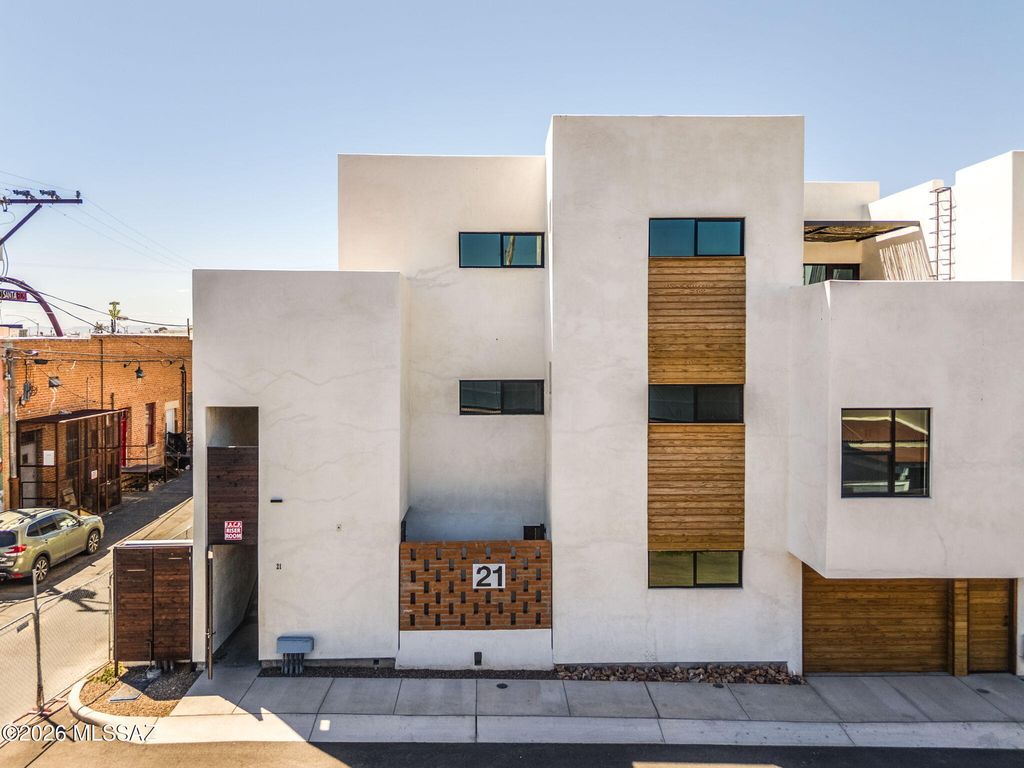 21 W Lalo Way 1-4, Tucson, AZ 85701