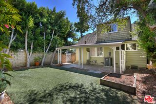 14335 Magnolia Boulevard, Sherman Oaks, CA 91423