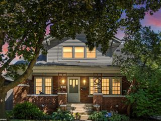 15611 Charles R Avenue, Eastpointe, MI 48021