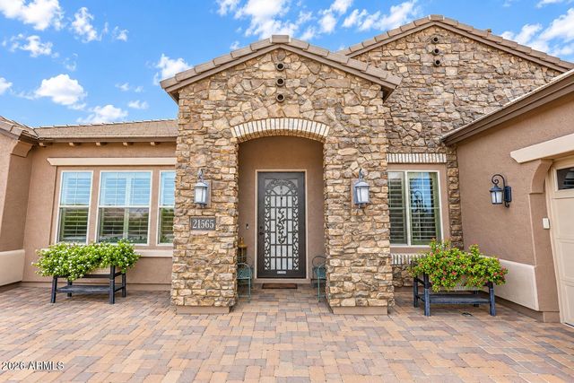 21565 S 223RD Place, Queen Creek, AZ 85142