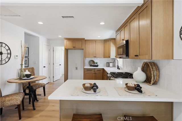 876 W Oliver, San Pedro, CA 90731