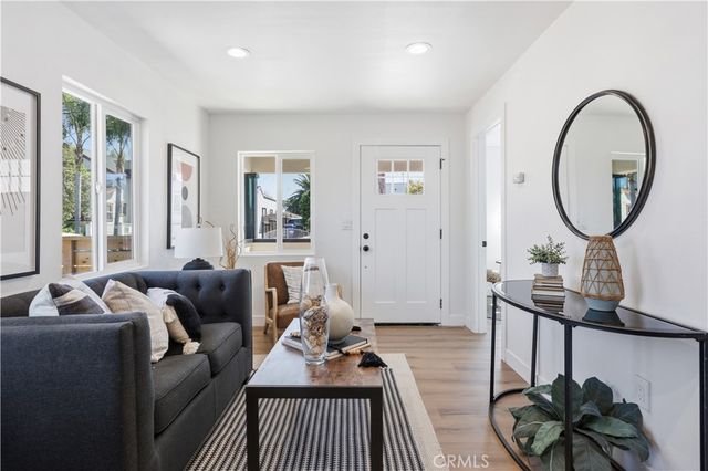 876 W Oliver, San Pedro, CA 90731