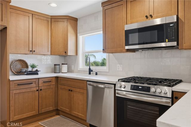 876 W Oliver, San Pedro, CA 90731