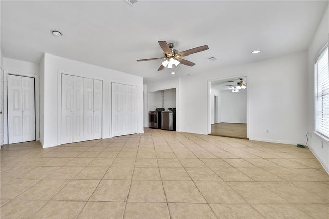 4938 Saxon Drive, Houston, TX 77092