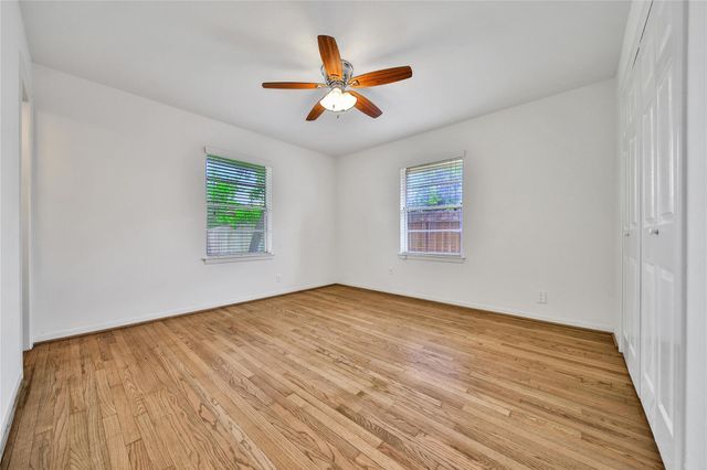 4938 Saxon Drive, Houston, TX 77092