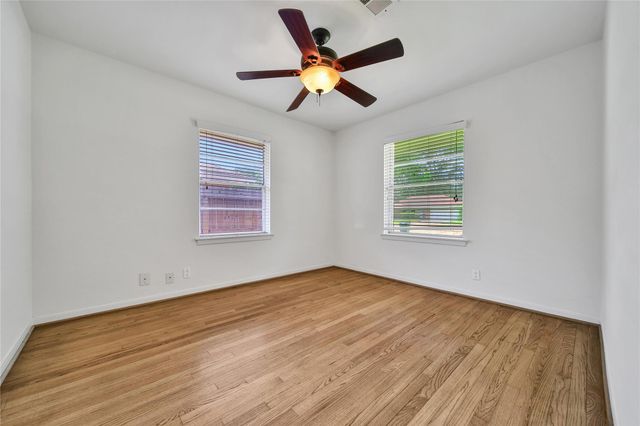 4938 Saxon Drive, Houston, TX 77092