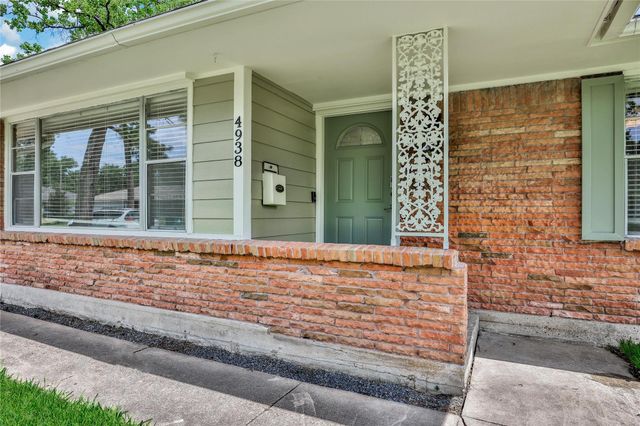 4938 Saxon Drive, Houston, TX 77092