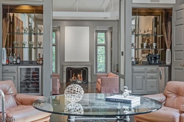24 Douglass Ave, Bernardsville Boro, NJ 07924