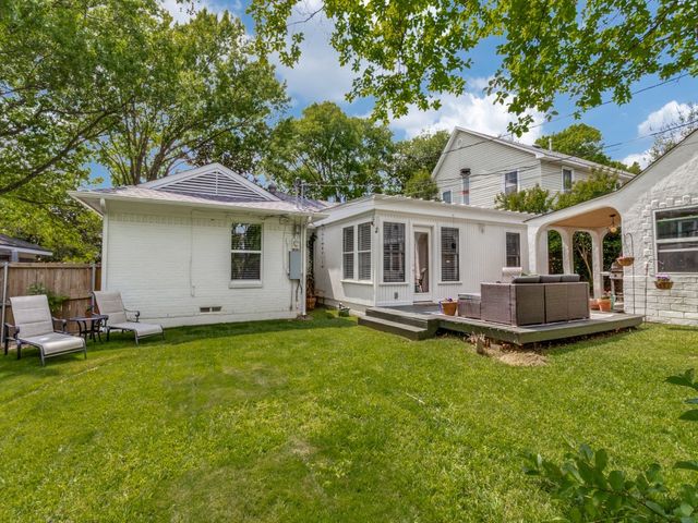 824 Kirkwood Drive, Dallas, TX 75218