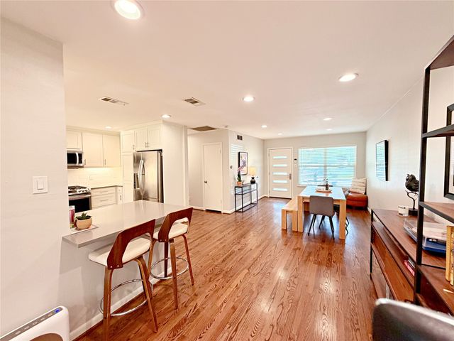 824 Kirkwood Drive, Dallas, TX 75218