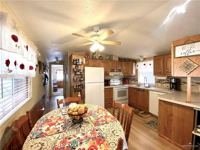 431 Elm Street, Mission, TX 78572