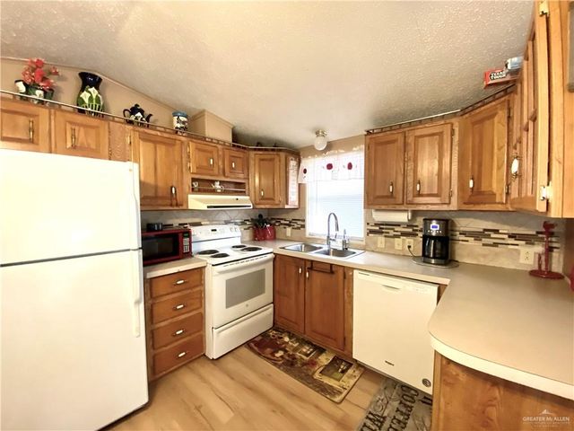 431 Elm Street, Mission, TX 78572