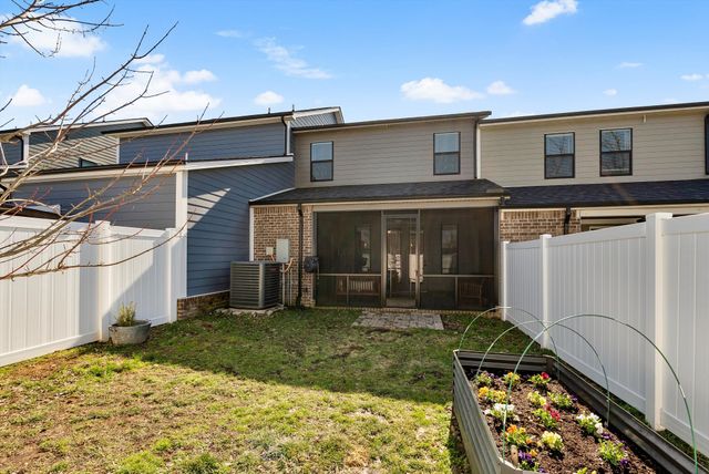 1552 Nickelby Pl, Thompsons Station, TN 37179