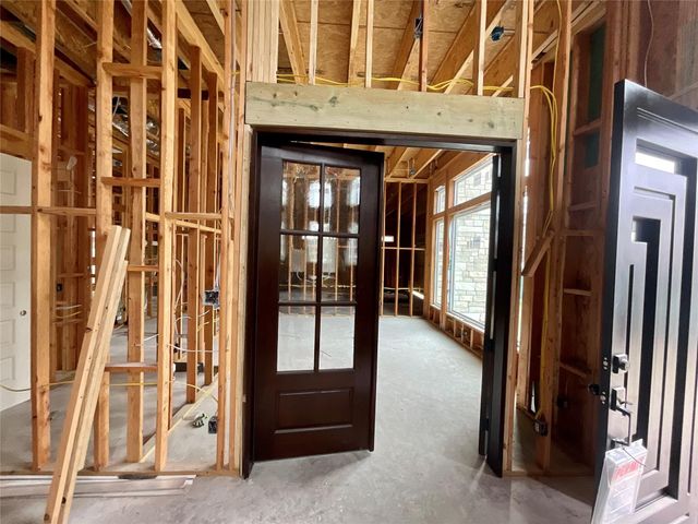 9756 Westview Drive, Houston, TX 77055