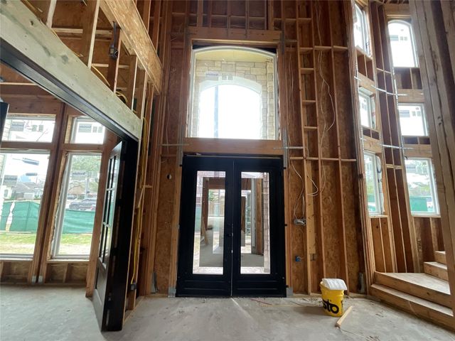 9756 Westview Drive, Houston, TX 77055