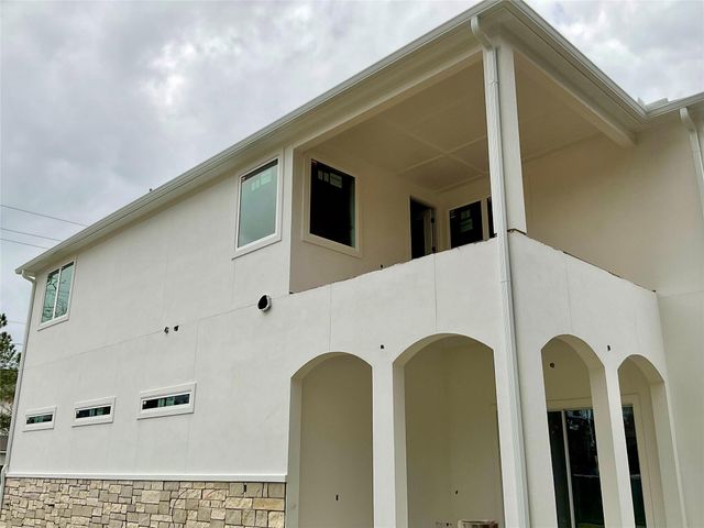 9756 Westview Drive, Houston, TX 77055