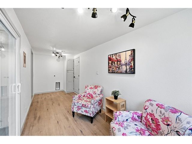580 S Field Ct, Denver, CO 80226