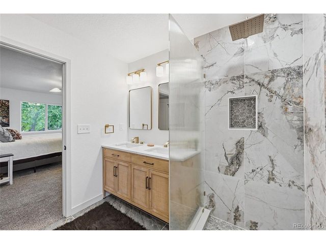 580 S Field Ct, Denver, CO 80226