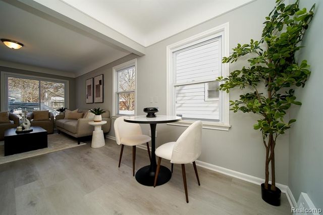 750 E Hayes Avenue, Hazel Park, MI 48030