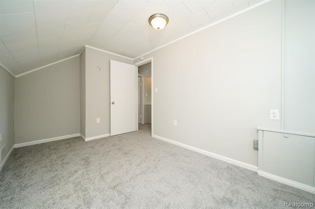 750 E Hayes Avenue, Hazel Park, MI 48030