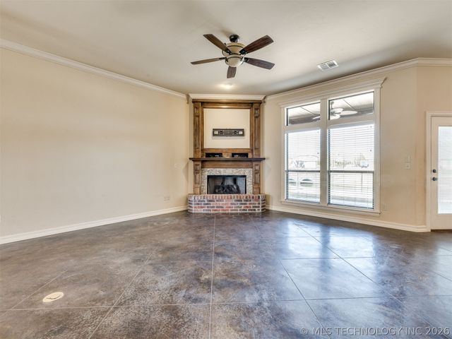 2707 E 138th Street S, Bixby, OK 74008