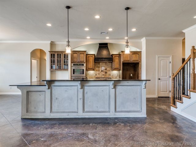 2707 E 138th Street S, Bixby, OK 74008