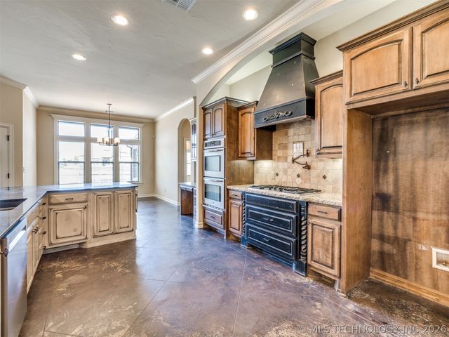 2707 E 138th Street S, Bixby, OK 74008