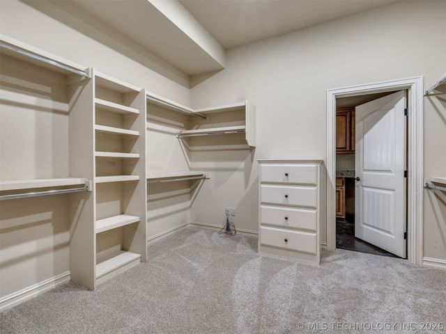 2707 E 138th Street S, Bixby, OK 74008