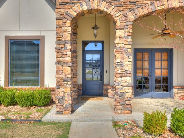 2707 E 138th Street S, Bixby, OK 74008