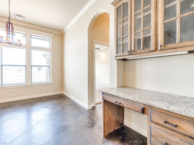 2707 E 138th Street S, Bixby, OK 74008