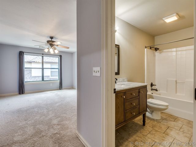2707 E 138th Street S, Bixby, OK 74008