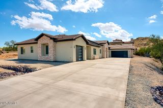11181 S Wilson Lane, Goodyear, AZ 85338