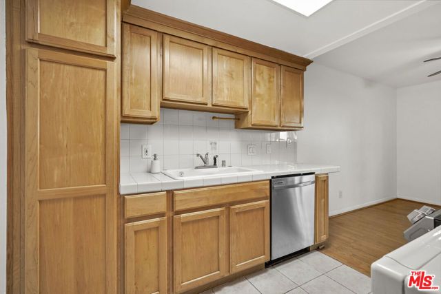 815 Las Lomas Drive B, La Habra, CA 90631