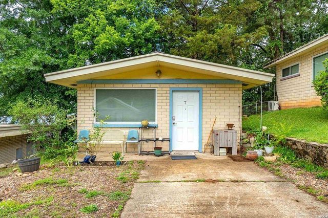 352 Lakeland Drive, Hot Springs, AR 71913