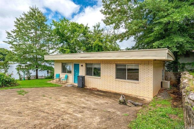 352 Lakeland Drive, Hot Springs, AR 71913