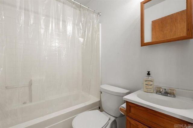 352 Lakeland Drive, Hot Springs, AR 71913