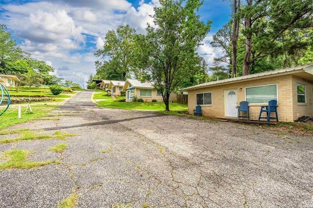 352 Lakeland Drive, Hot Springs, AR 71913