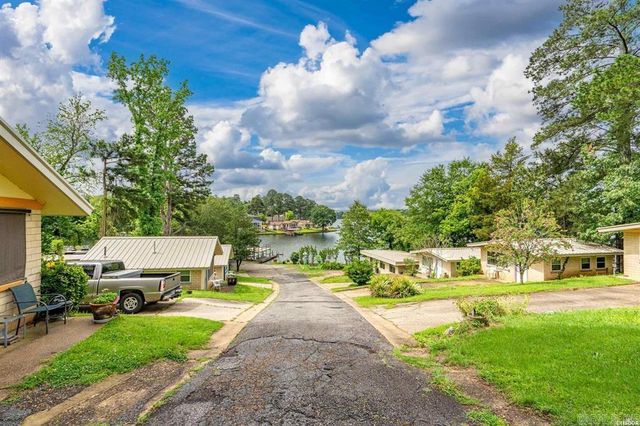 352 Lakeland Drive, Hot Springs, AR 71913
